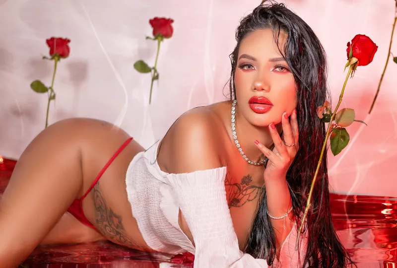 Live sex webcam photo for ElizabethRamirez #7390423