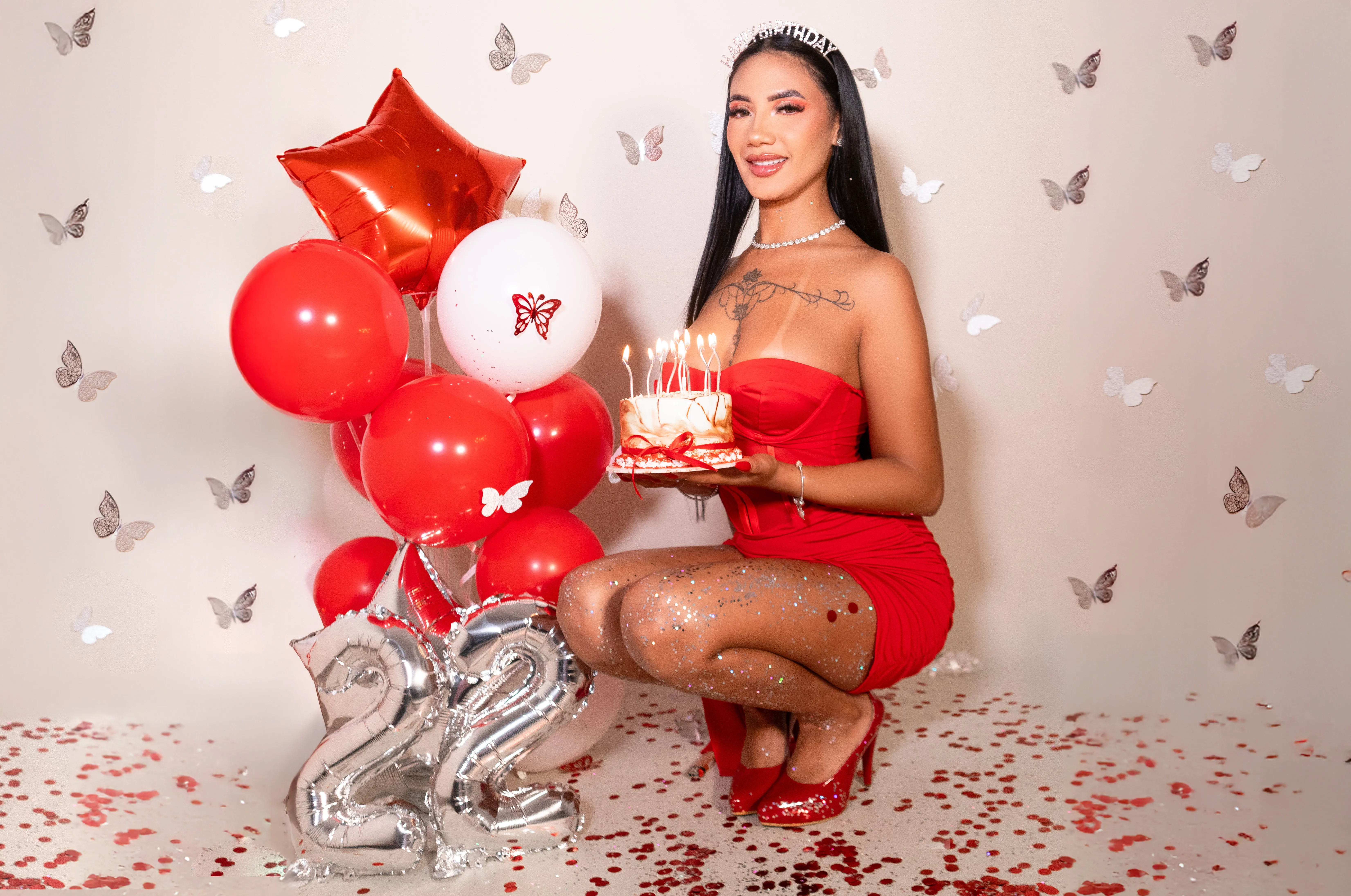 Live sex webcam photo for ElizabethRamirez #7390435