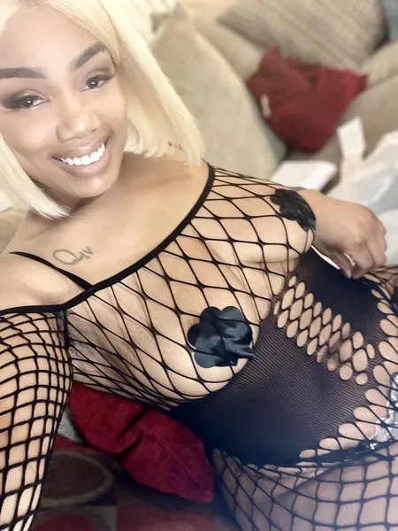 Live sex webcam photo for sweettreatsxxx #3074581