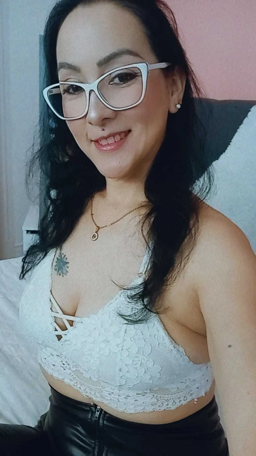 Live sex webcam photo for kiarabermoth #7871732