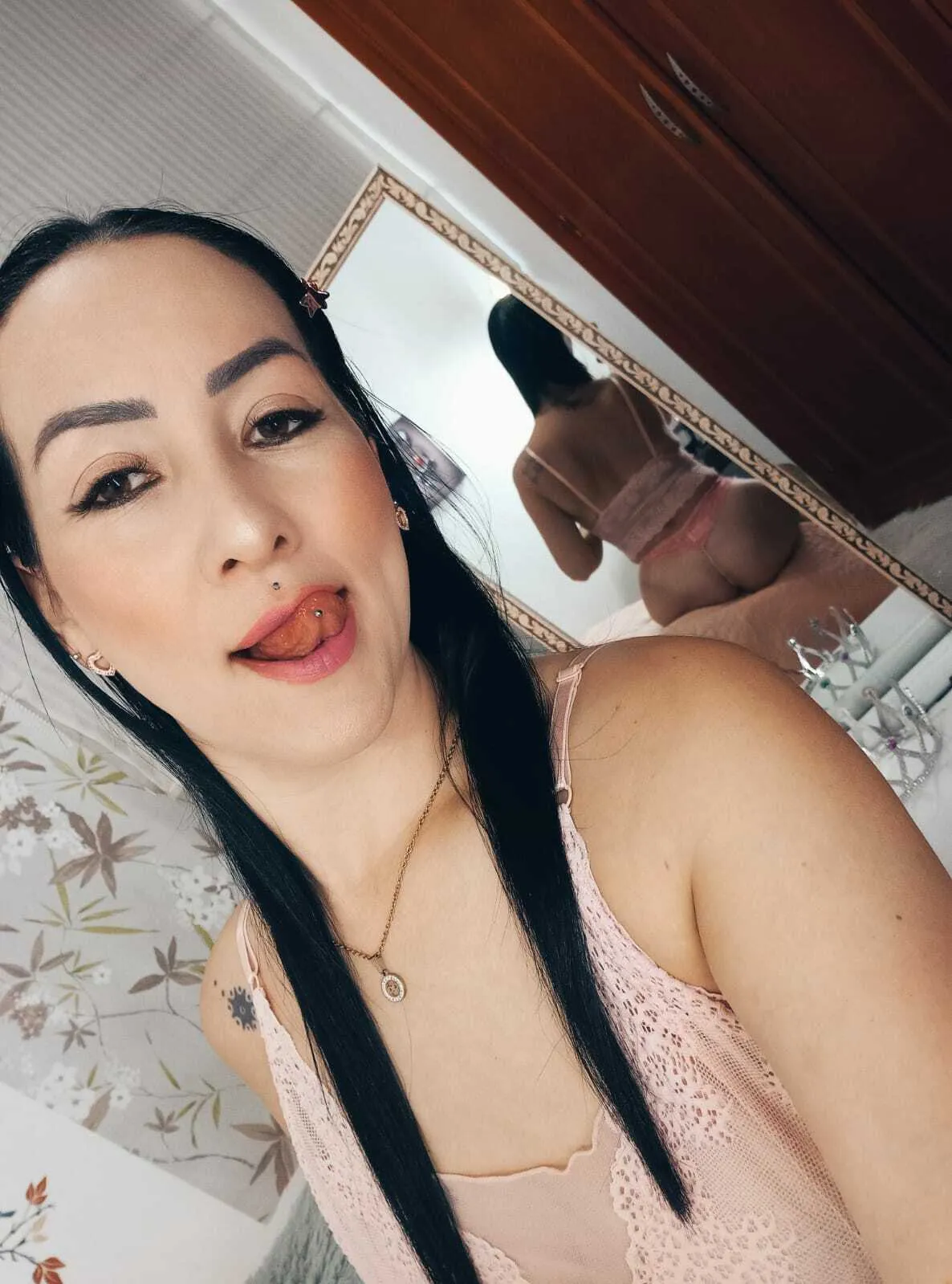 Live sex webcam photo for kiarabermoth #7872042