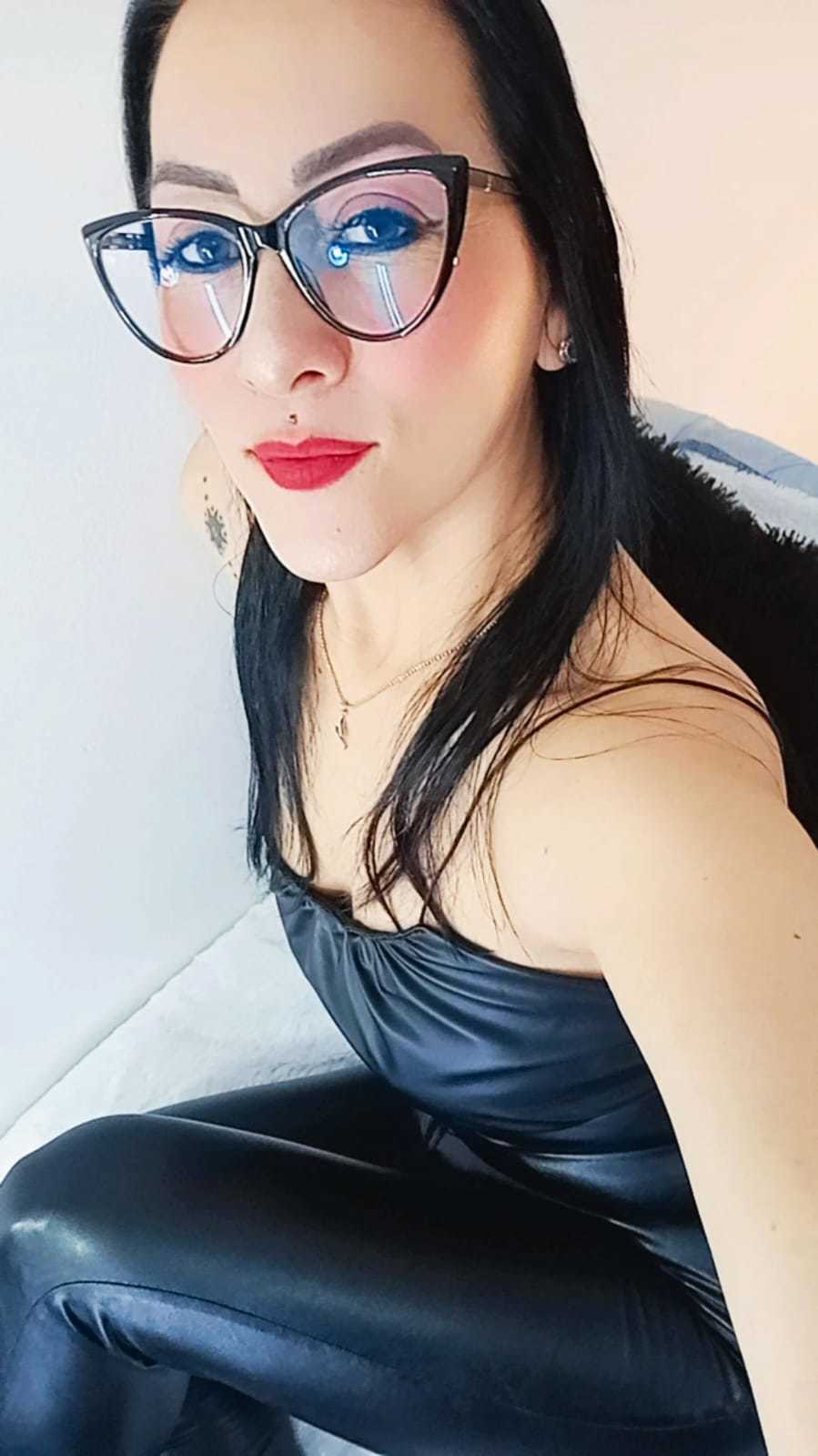 Live sex webcam photo for kiarabermoth #7871998