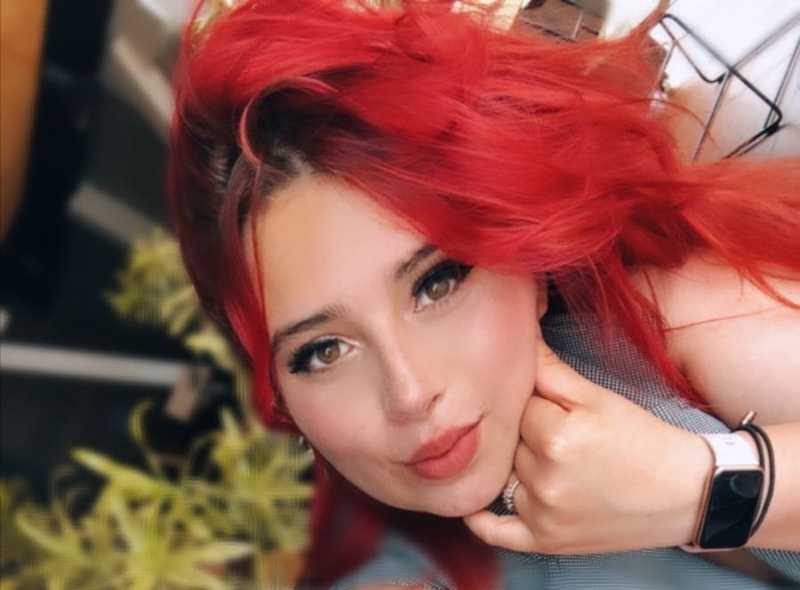 Live sex webcam photo for Laura21 #2848650