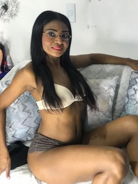 Live sex webcam photo for GenesisSandoval #2891189