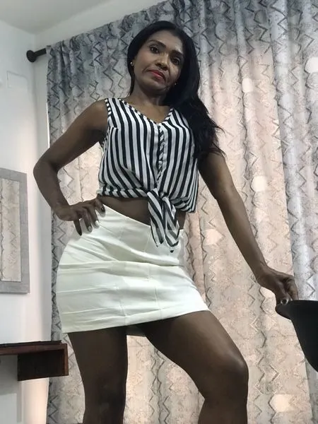 Live sex webcam photo for GenesisSandoval #2891175