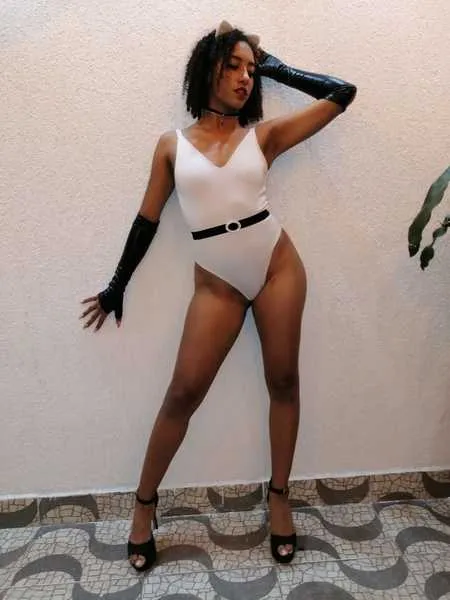 Live sex webcam photo for VicttoriaHawk #2804444