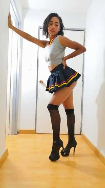 Live sex webcam photo for VicttoriaHawk #2772364