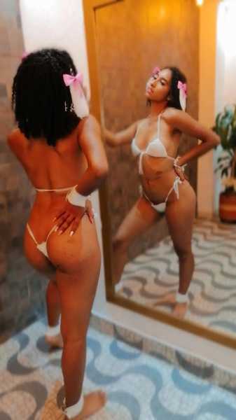 Live sex webcam photo for VicttoriaHawk #2772335