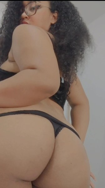 Live sex webcam photo for chloeeromero #3075559