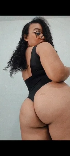 Live sex webcam photo for chloeeromero #3107324