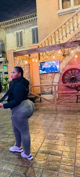 Live sex webcam photo for MassiveRoyalASS #3431483