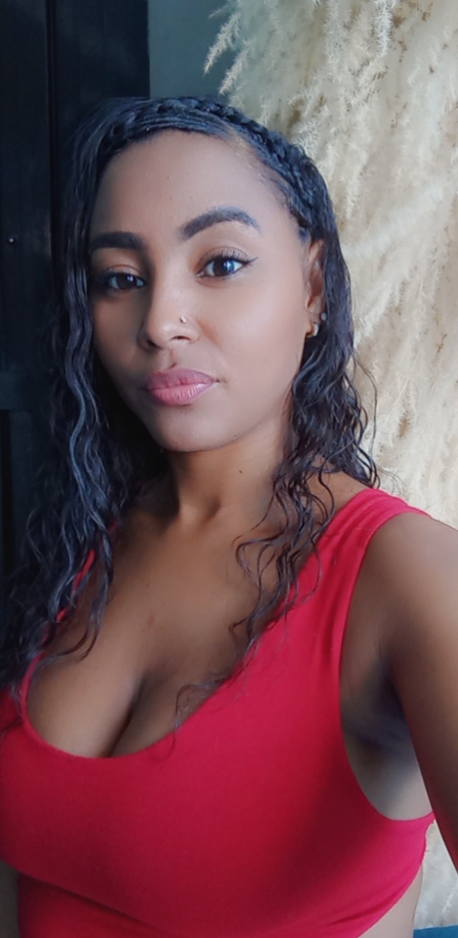 Live sex webcam photo for Grettchen #7852655