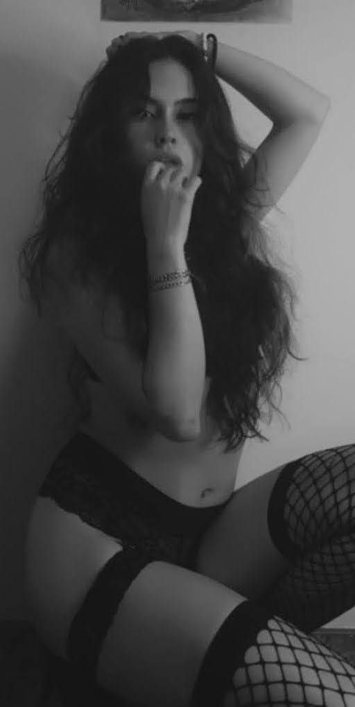 Live sex webcam photo for PaulaDiffiore #7299084