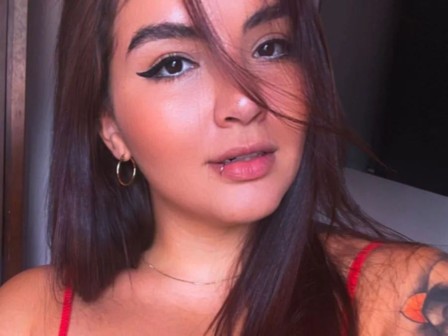 Live sex webcam photo for AndraArango #3621091