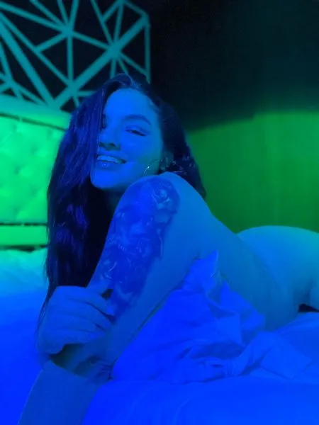 Live sex webcam photo for AndraArango #3371551