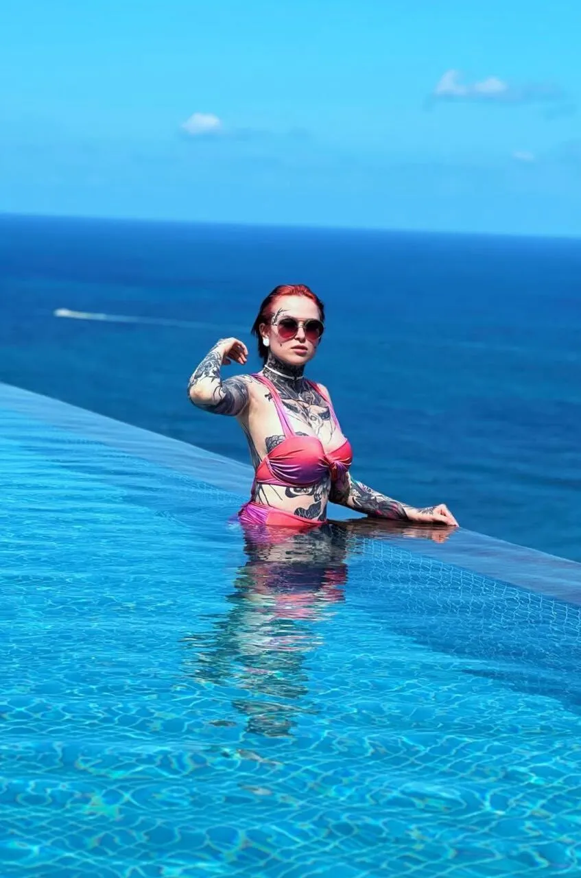 Live sex webcam photo for UrAlexis #7239796