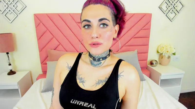 Live sex webcam photo for VictoriaGrillet #3062251