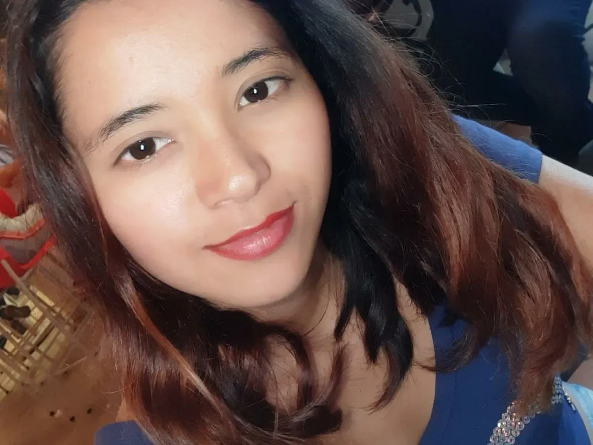 Live sex webcam photo for Emapetite19 #2796793