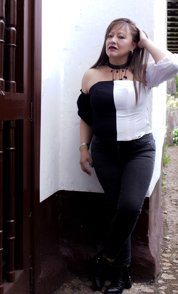 Live sex webcam photo for ChristinMoore #3157844