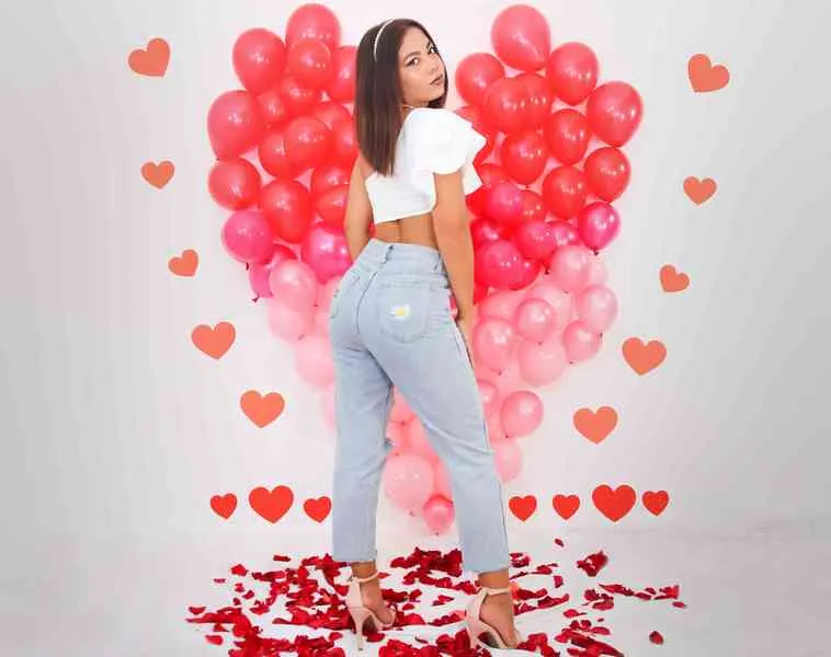 Live sex webcam photo for NatalySuarez #2984283