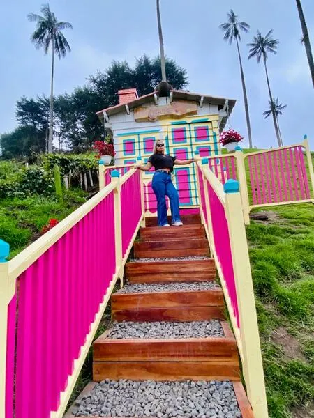 Live sex webcam photo for ZoeBrahamm #3840509