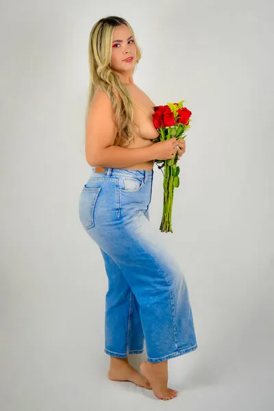 Live sex webcam photo for ZoeBrahamm #4070427