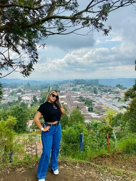 Live sex webcam photo for ZoeBrahamm #3840499