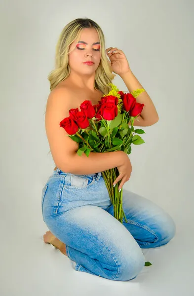 Live sex webcam photo for ZoeBrahamm #4070432