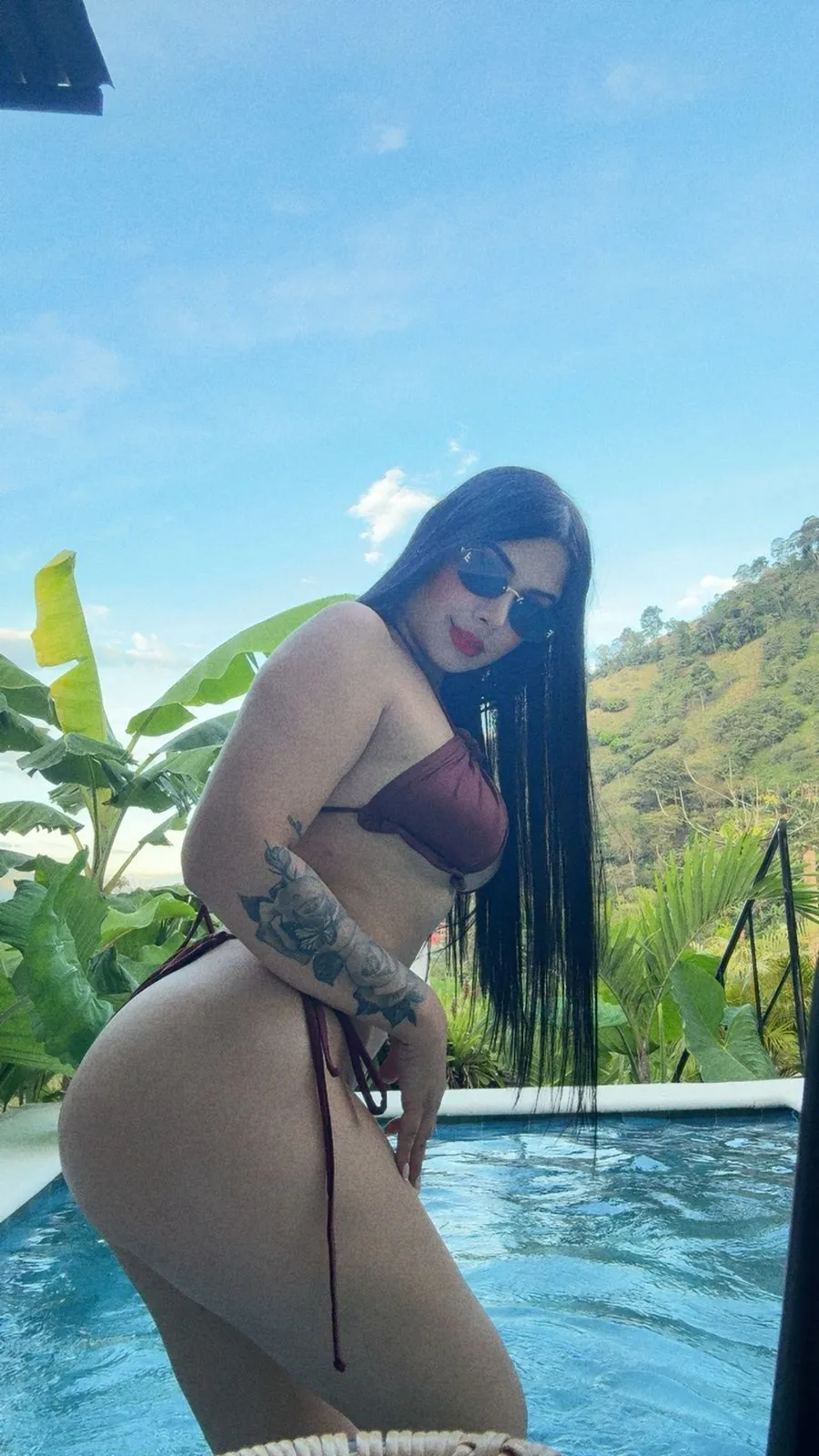 Live sex webcam photo for Cohnylove #8476310
