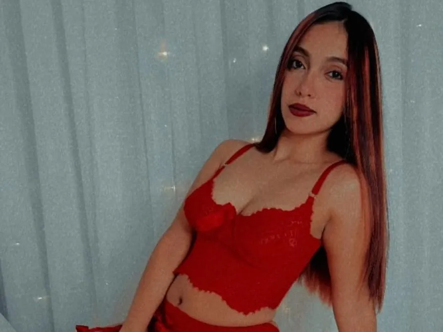 Live sex webcam photo for Sofiaspinter #2815451