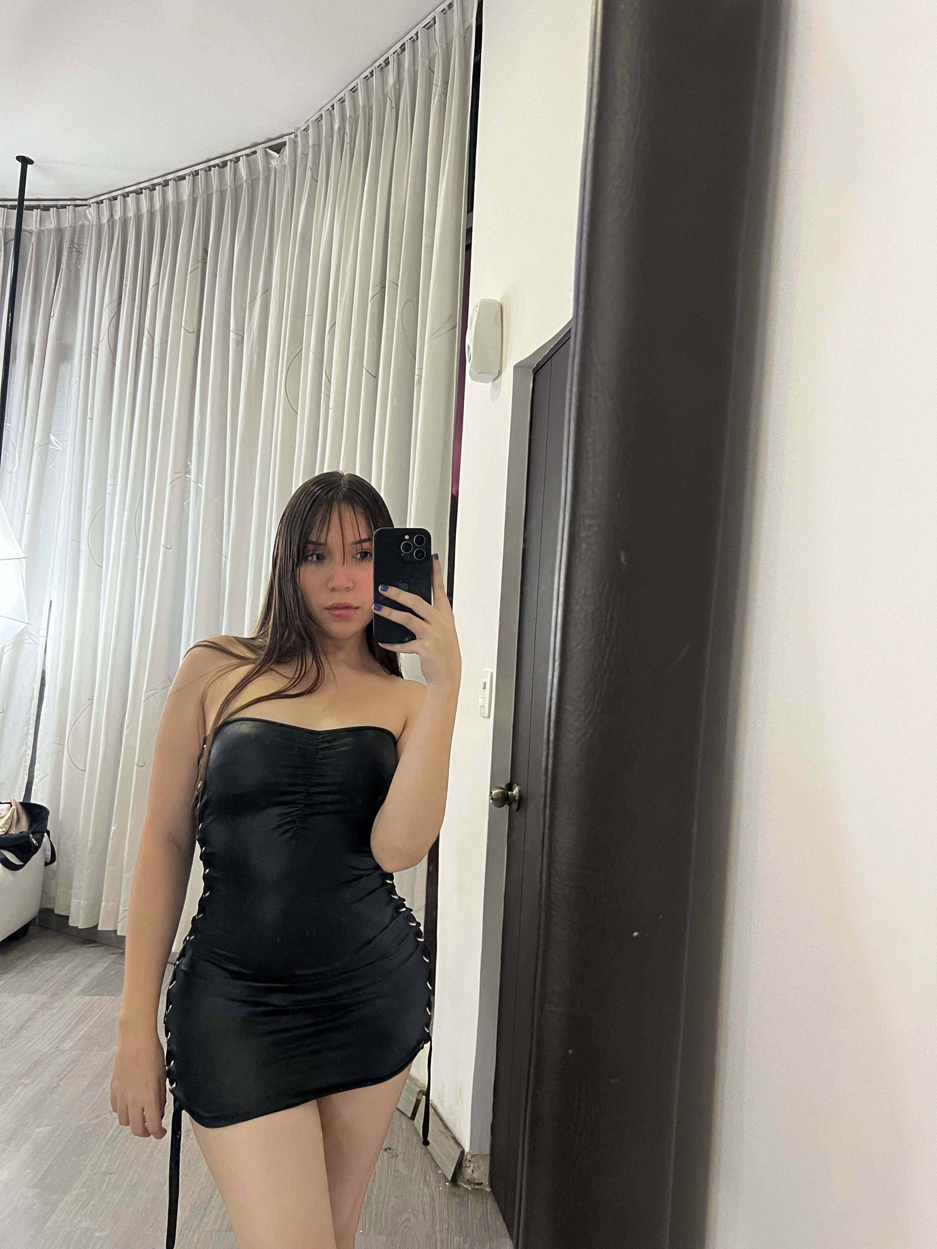 Live sex webcam photo for CoryEvanz #7383476