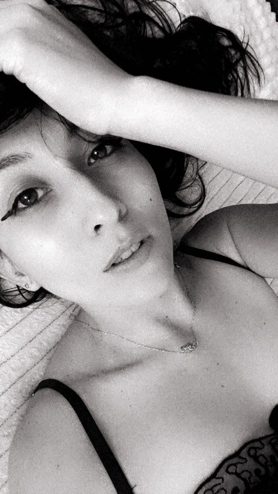 Live sex webcam photo for littlelucy156 #7171650