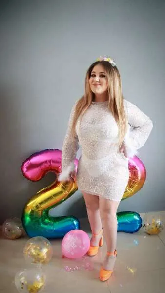 Live sex webcam photo for livcolee #4240982