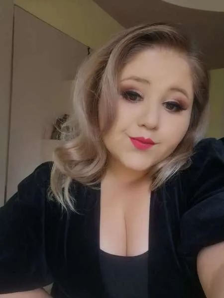 Live sex webcam photo for livcolee #3290786