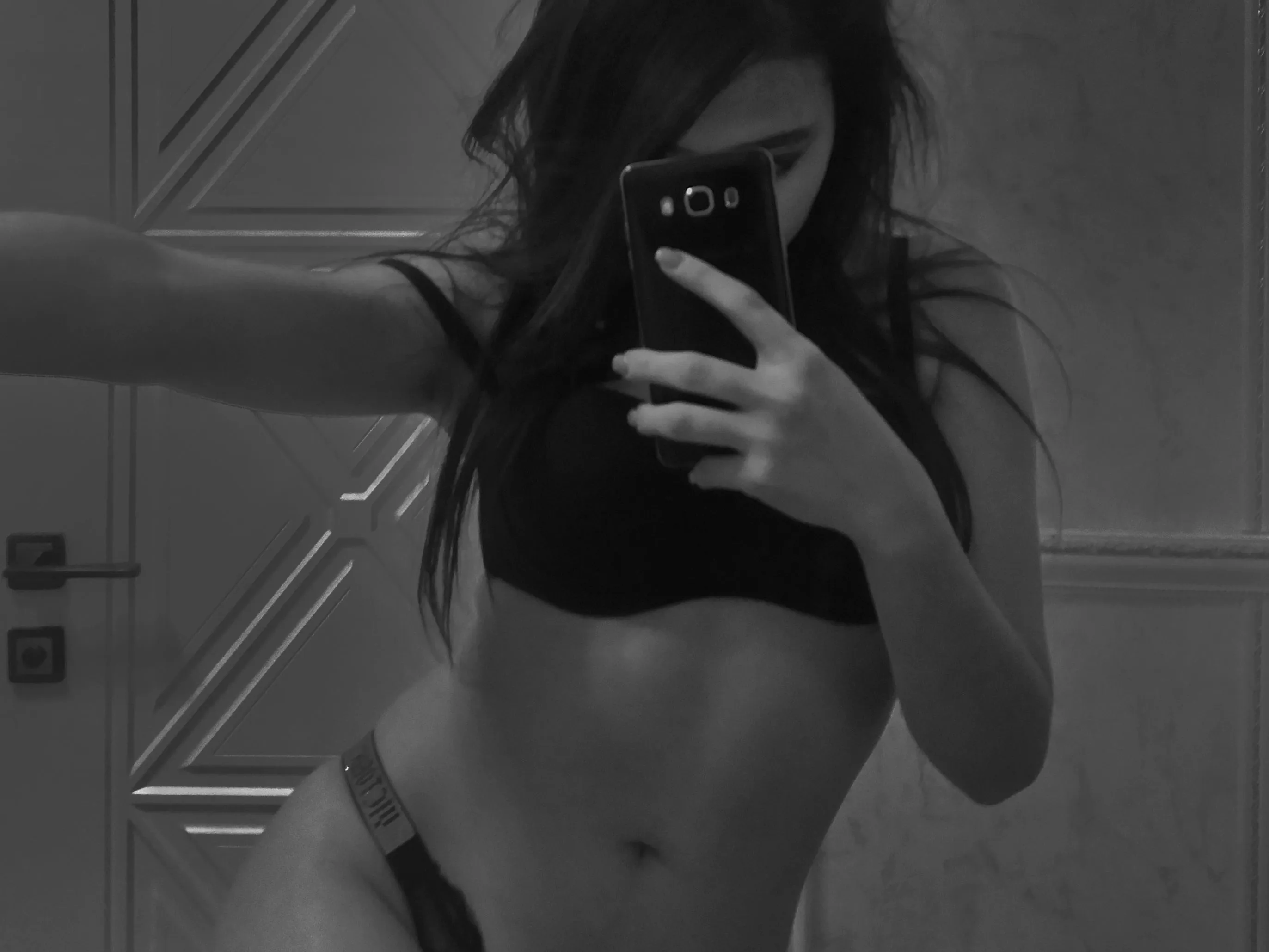 Live sex webcam photo for Kitanami #2914557