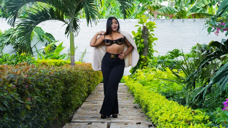 Live sex webcam photo for NikiGibson #6278023