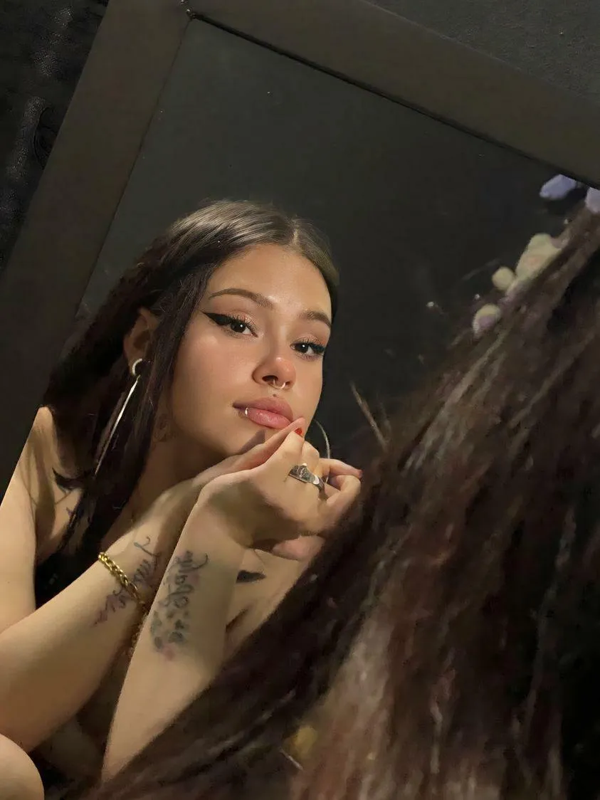 Live sex webcam photo for Jasmiin #7421192