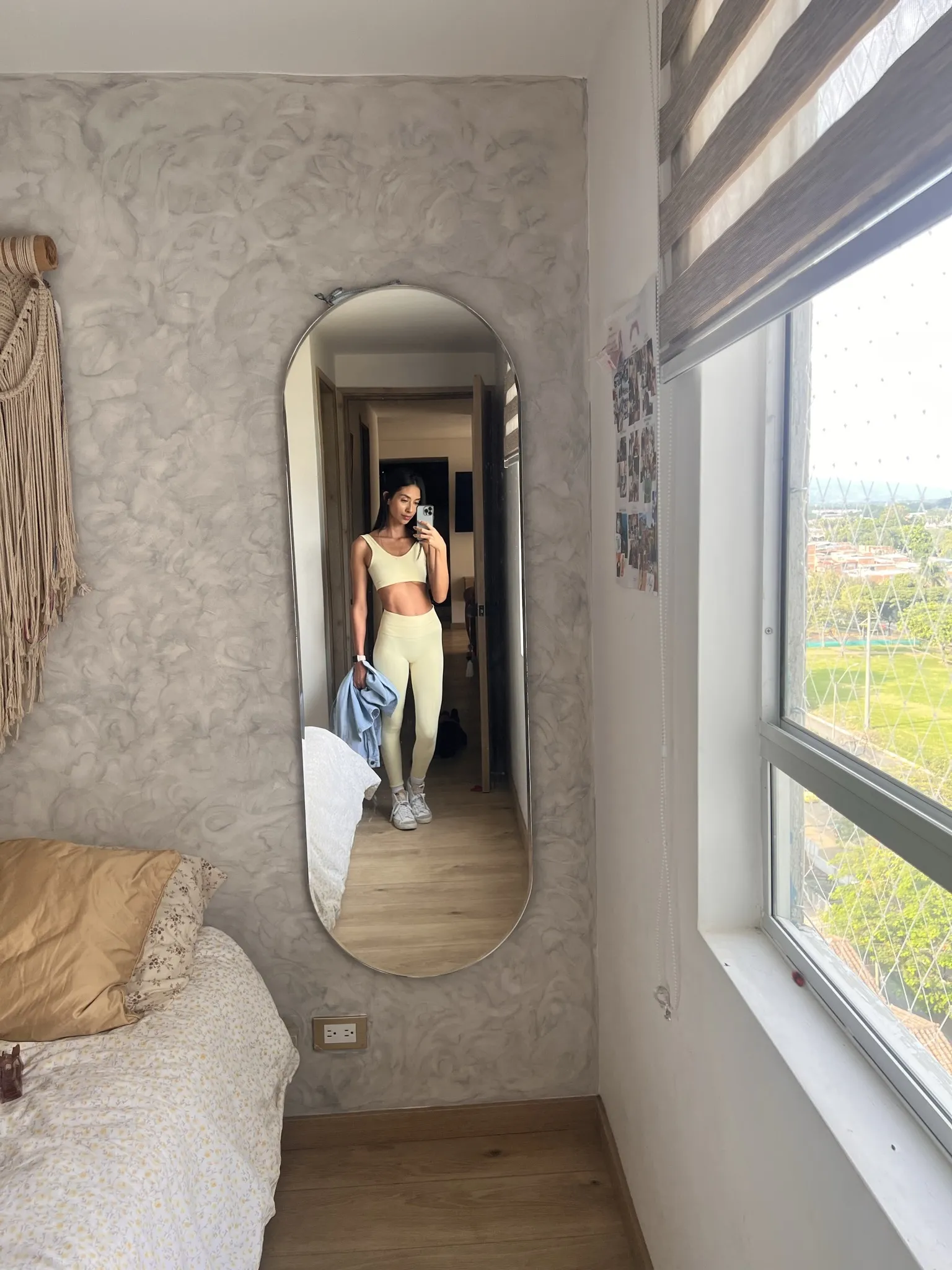 Live sex webcam photo for LucyLeinerr #7793595