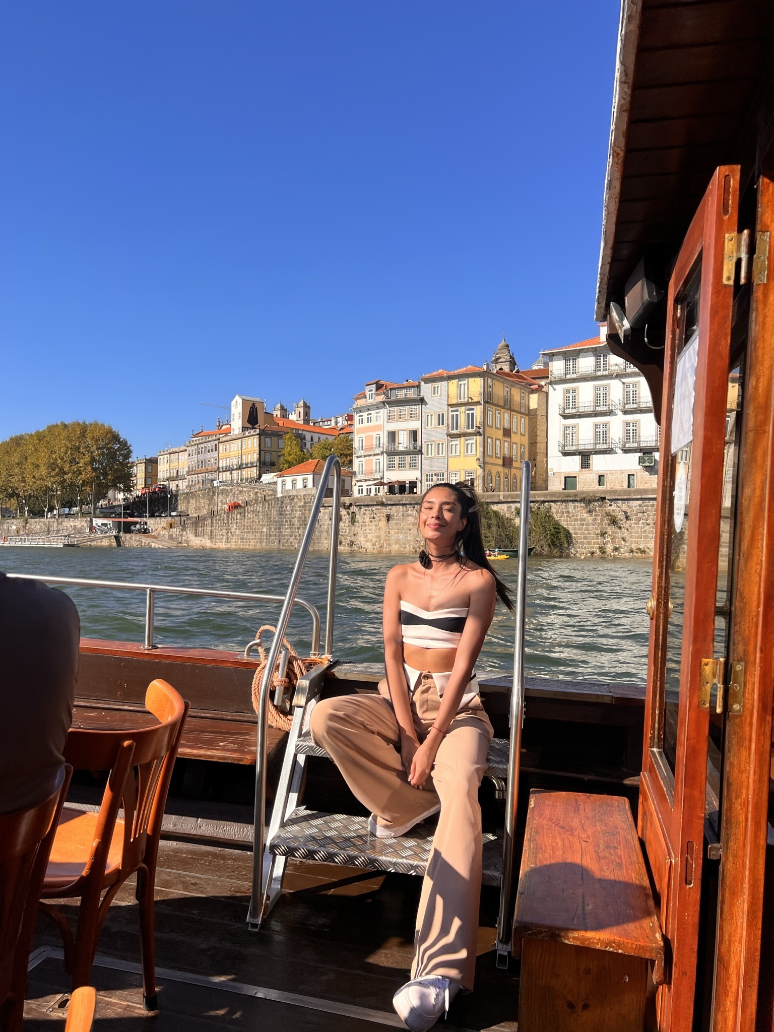 Live sex webcam photo for LucyLeinerr #7794151