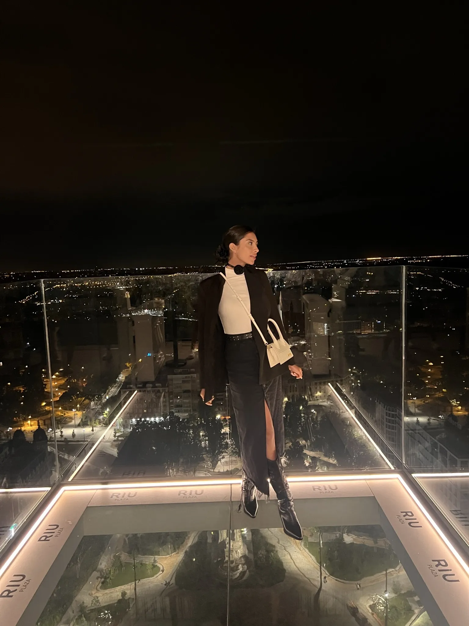 Live sex webcam photo for LucyLeinerr #7794157