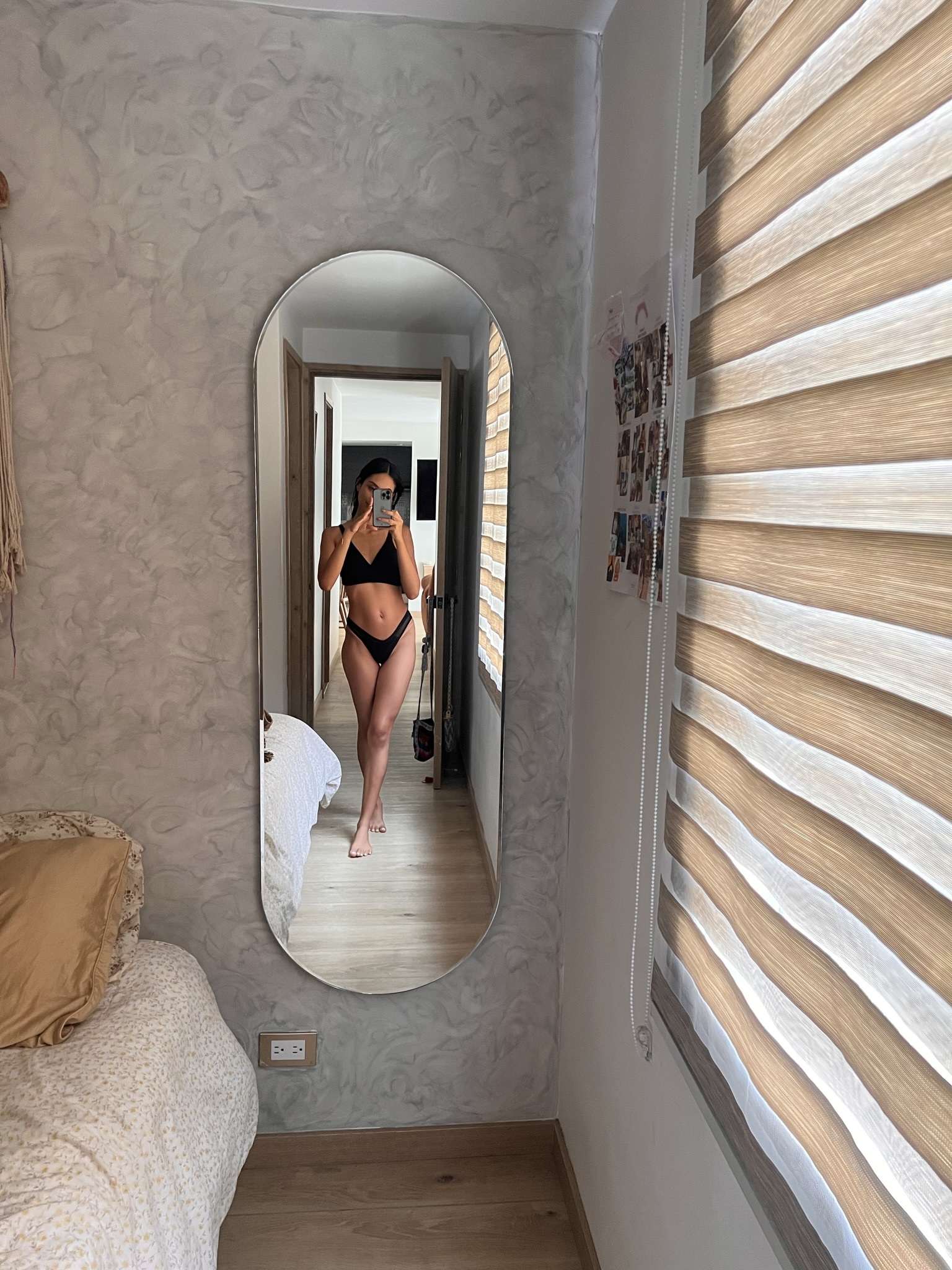 Live sex webcam photo for LucyLeinerr #7793596