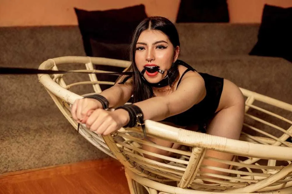 Live sex webcam photo for ErzsebetBathory #7227291