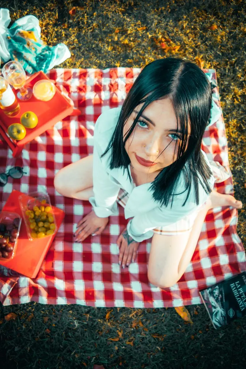 Live sex webcam photo for ErzsebetBathory #7227426