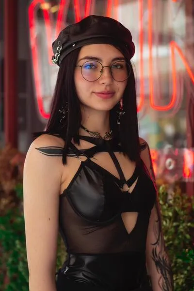 Live sex webcam photo for ErzsebetBathory #7227529