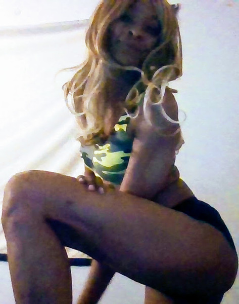 Live sex webcam photo for JmarieJ #3204549