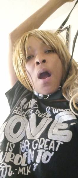 Live sex webcam photo for JmarieJ #3204564