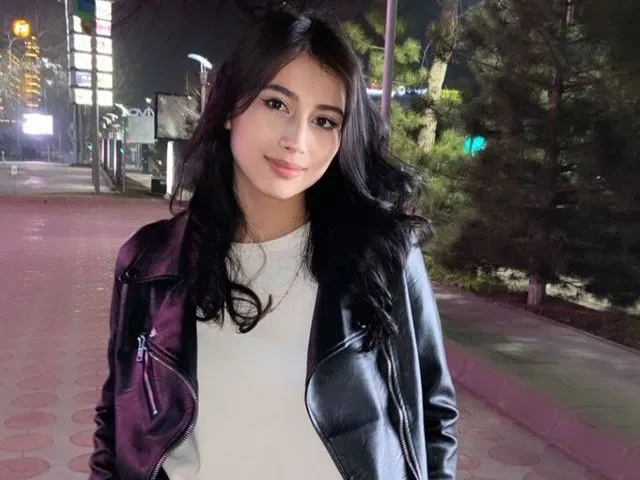 Live sex webcam photo for Jaziroai #3130937