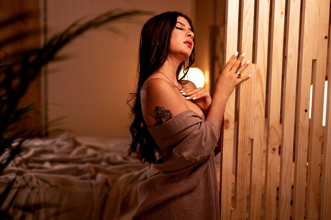 Live sex webcam photo for AnnikaVera #7470984