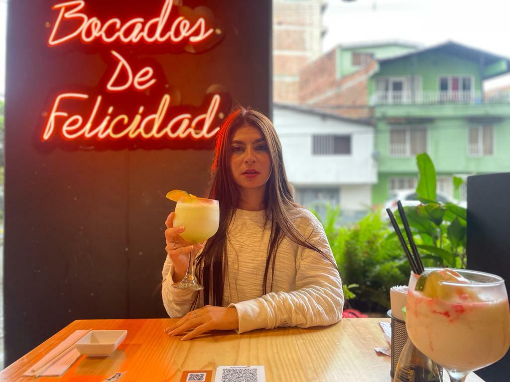 Live sex webcam photo for AnnikaVera #7471051