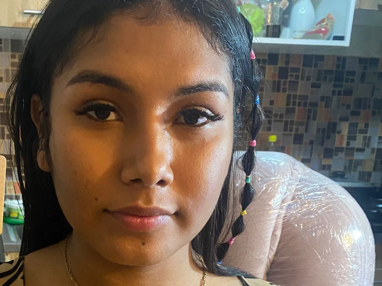 Live sex webcam photo for lildreamx #2832996